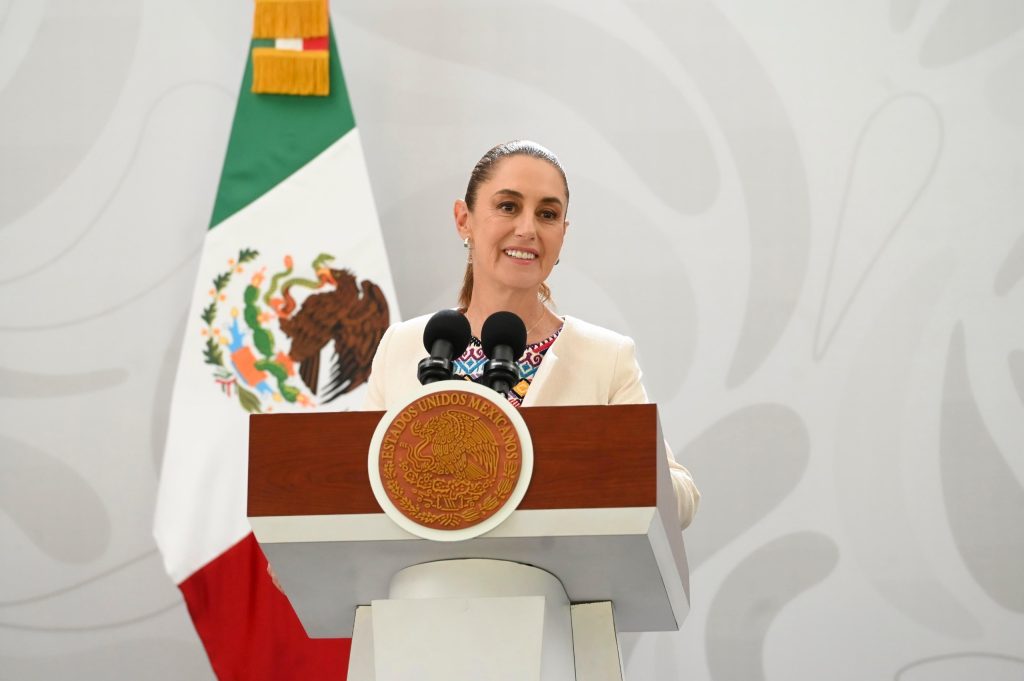 Pobreza laboral en México alcanza su nivel más bajo en años: Sheinbaum ...