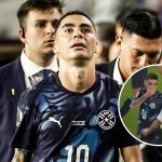 Miguel Almirón se convierte en el primer futbolista del Mundial 2026 en ser expulsado por taparse la boca para hablarle a un rival.