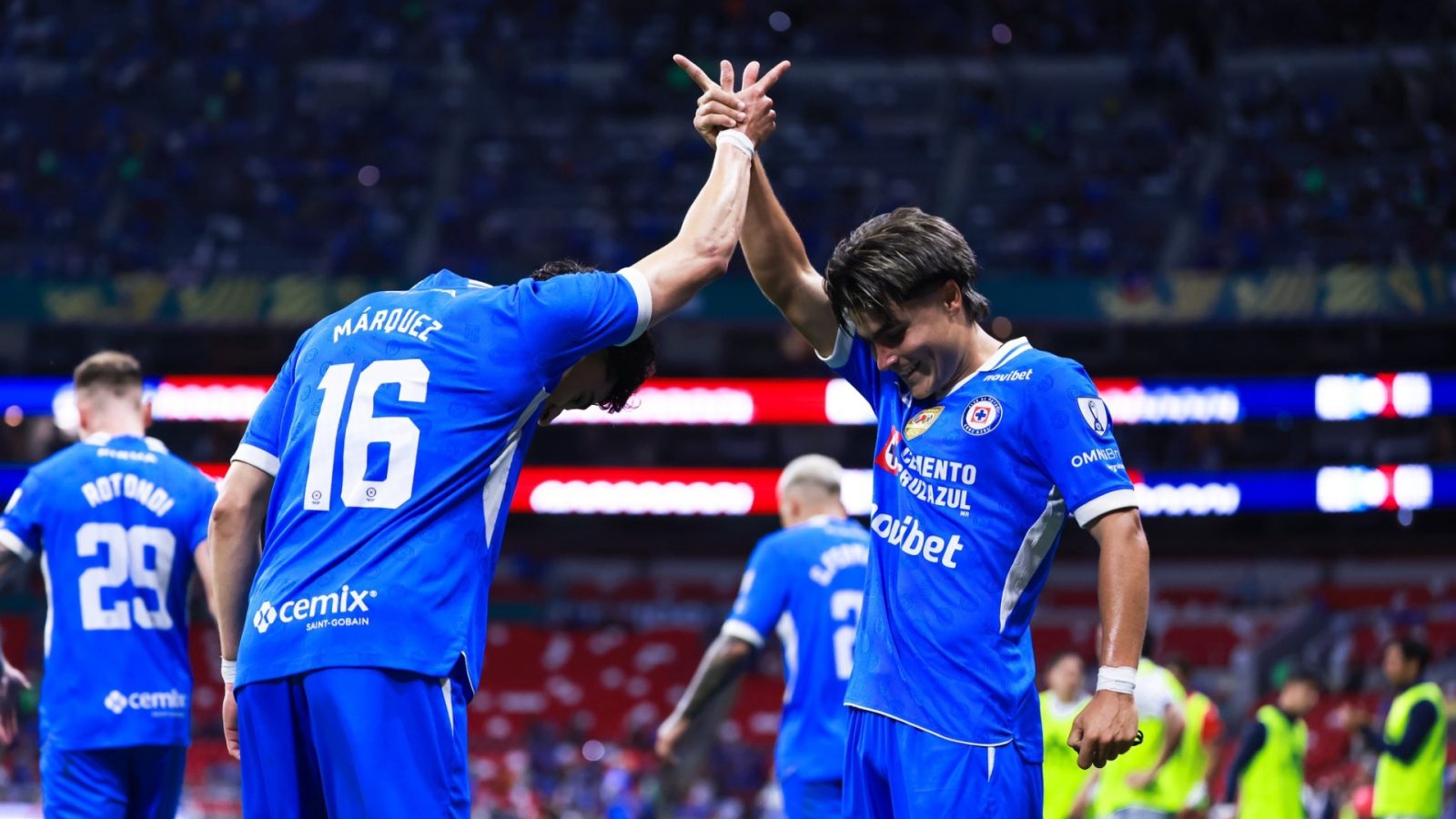 Cruz Azul registró una gran entrada el martes pasado ante Puebla, que pudo haber llenado ocho estadios de la Liga MX.