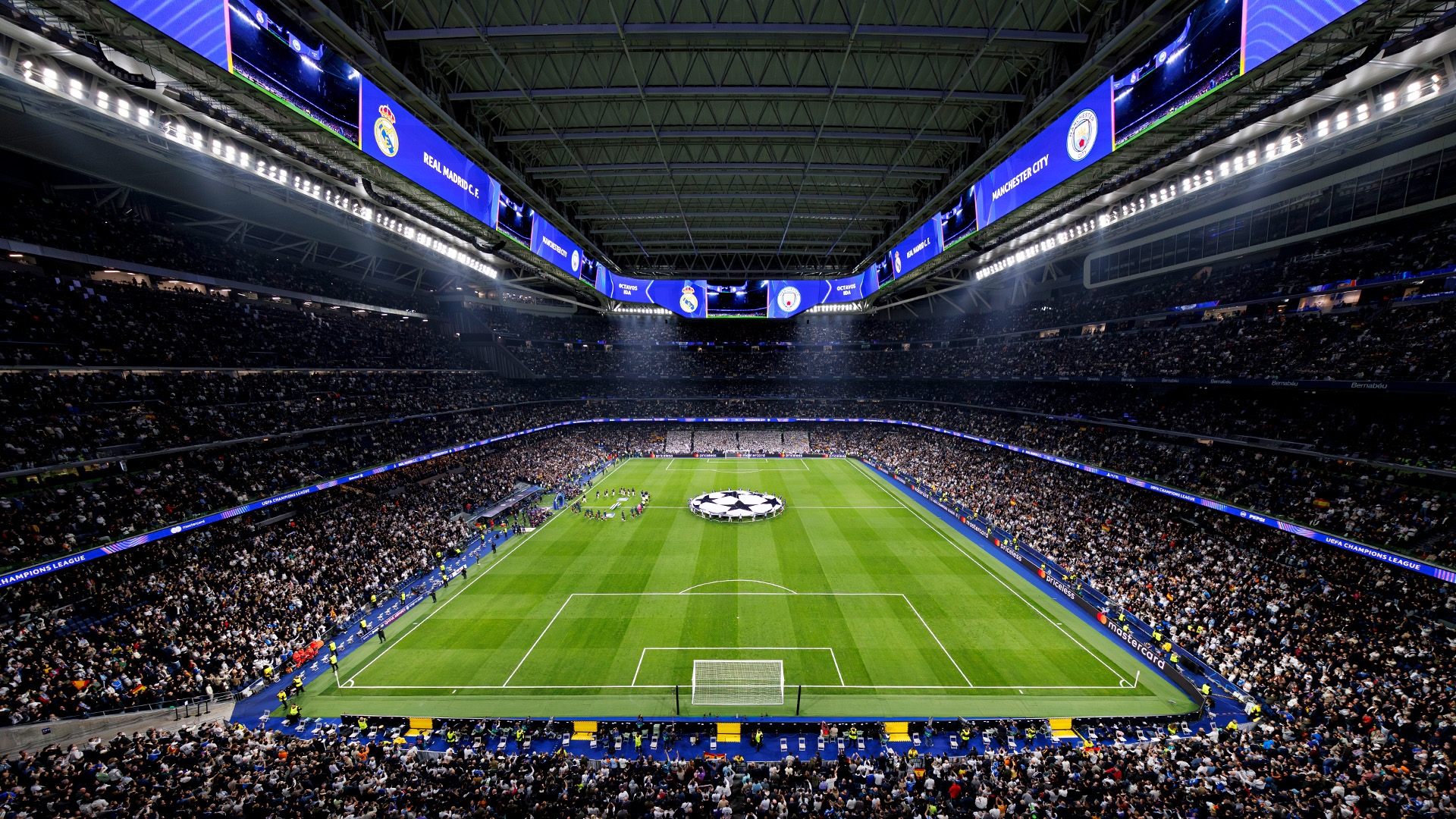La UEFA Champions League arranca con las emociones de una nueva temporada este martes 8 de septiembre, con seis encuentros de alto calibre.