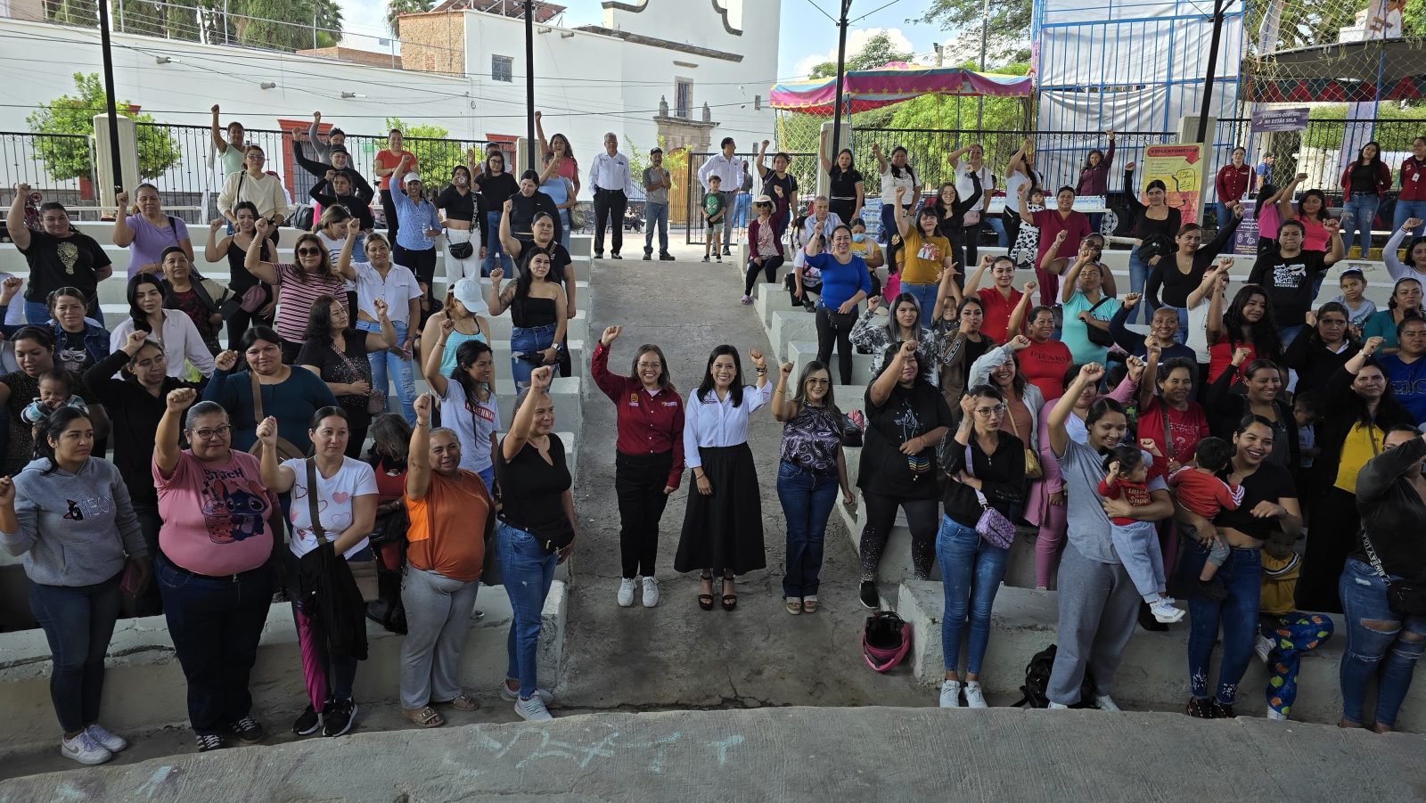 Mujeres Tlaquepaque