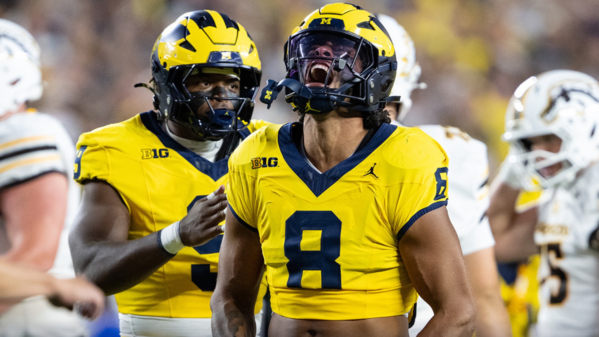 La primera jornada de la temporada 2026 del futbol americano colegial dejó uno de los cierres más dramáticos y polémicos en el duelo entre Michigan y Michigan State.