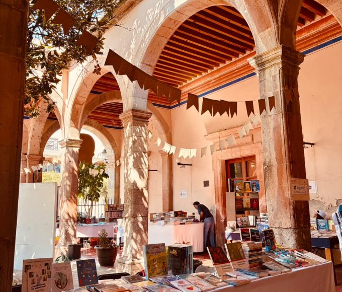 Foto Feria CULagos Ediciones