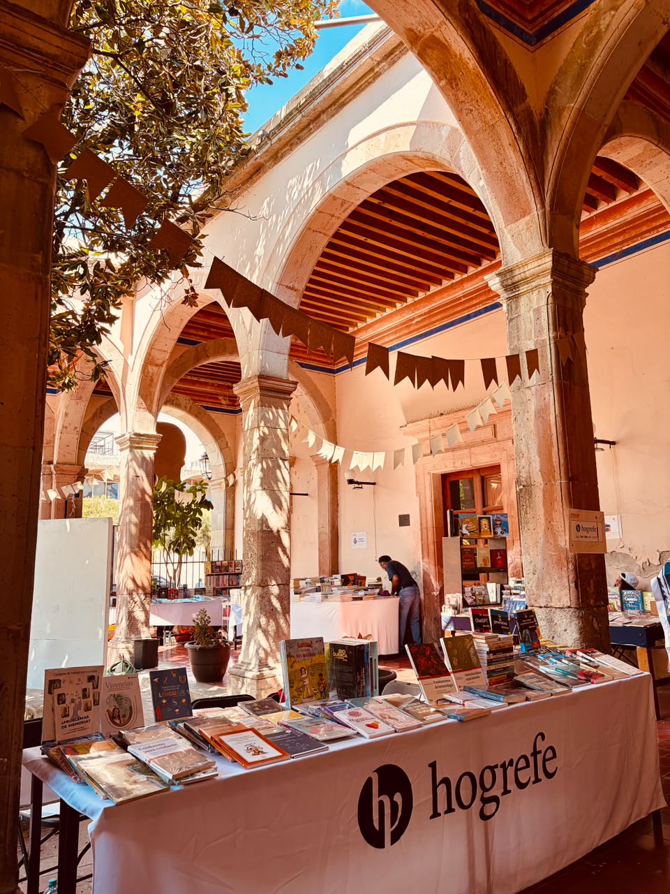 Foto Feria CULagos Ediciones