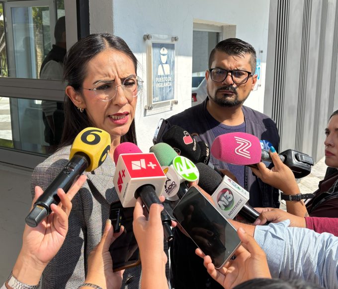 Laura Imelda en junta de gobierno del SIAPA